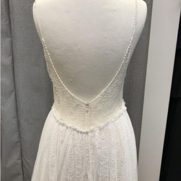 Chic Nostalgia Selene Wedding Dress - Picture 9 of 9